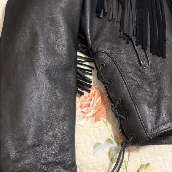 Women’s Black Fringe Leather Biker Motorcycle Jacket Rose Pattern Size Large - Picture 3 of 14
